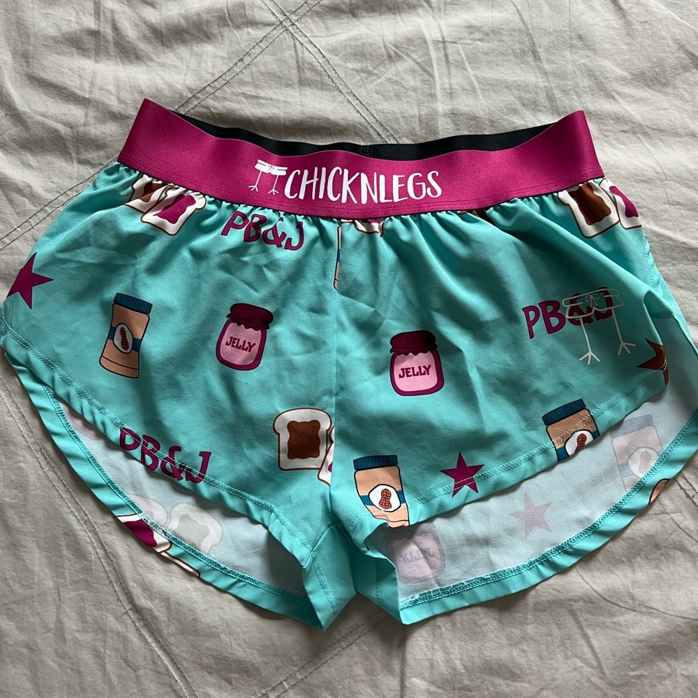 Chicknlegs Womens PB&J shorts